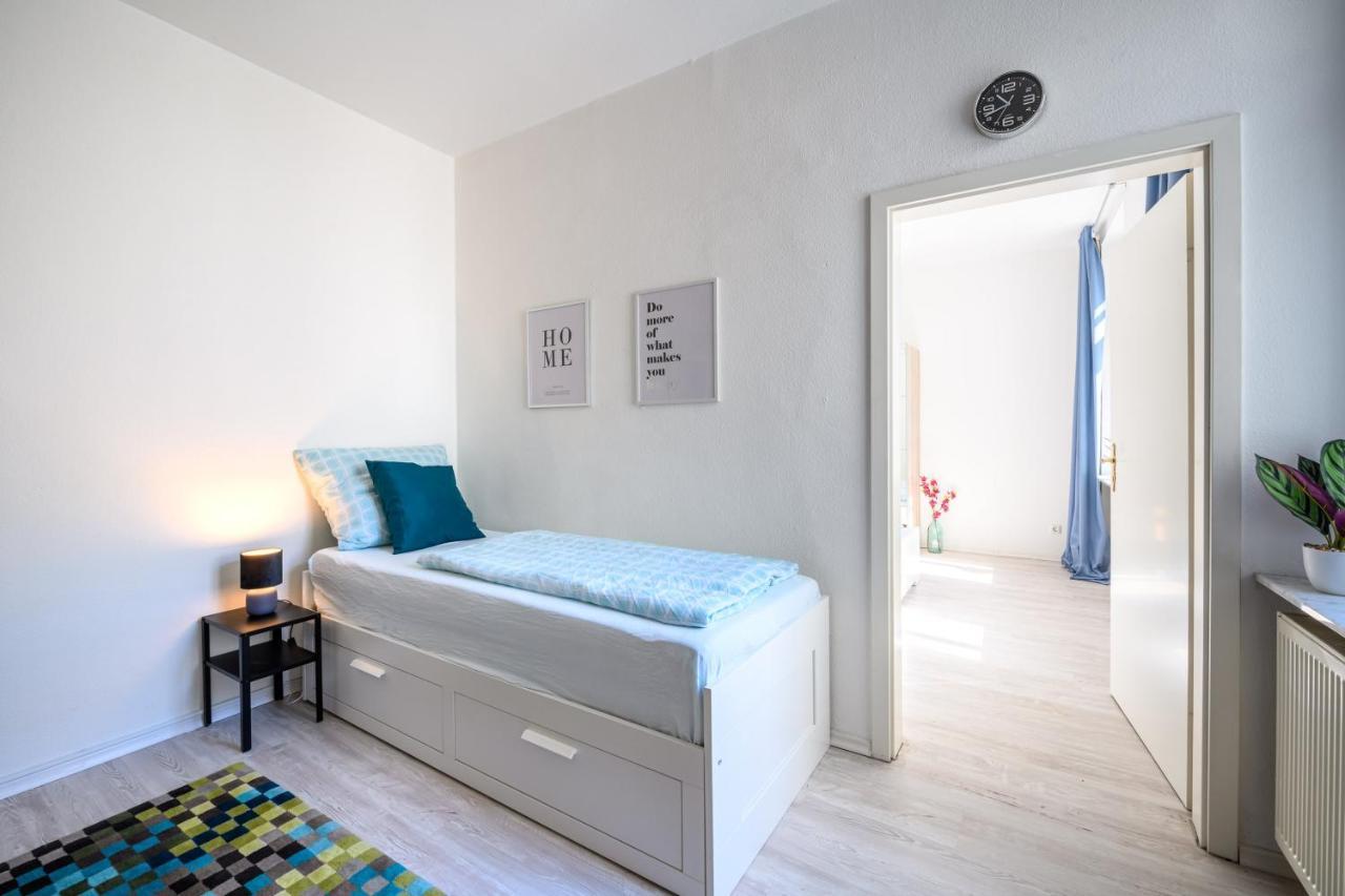 Grosszuegige Wohnung, Top-Lage Auf Dem Werder, Max 4 Personen Magdeburg Ngoại thất bức ảnh