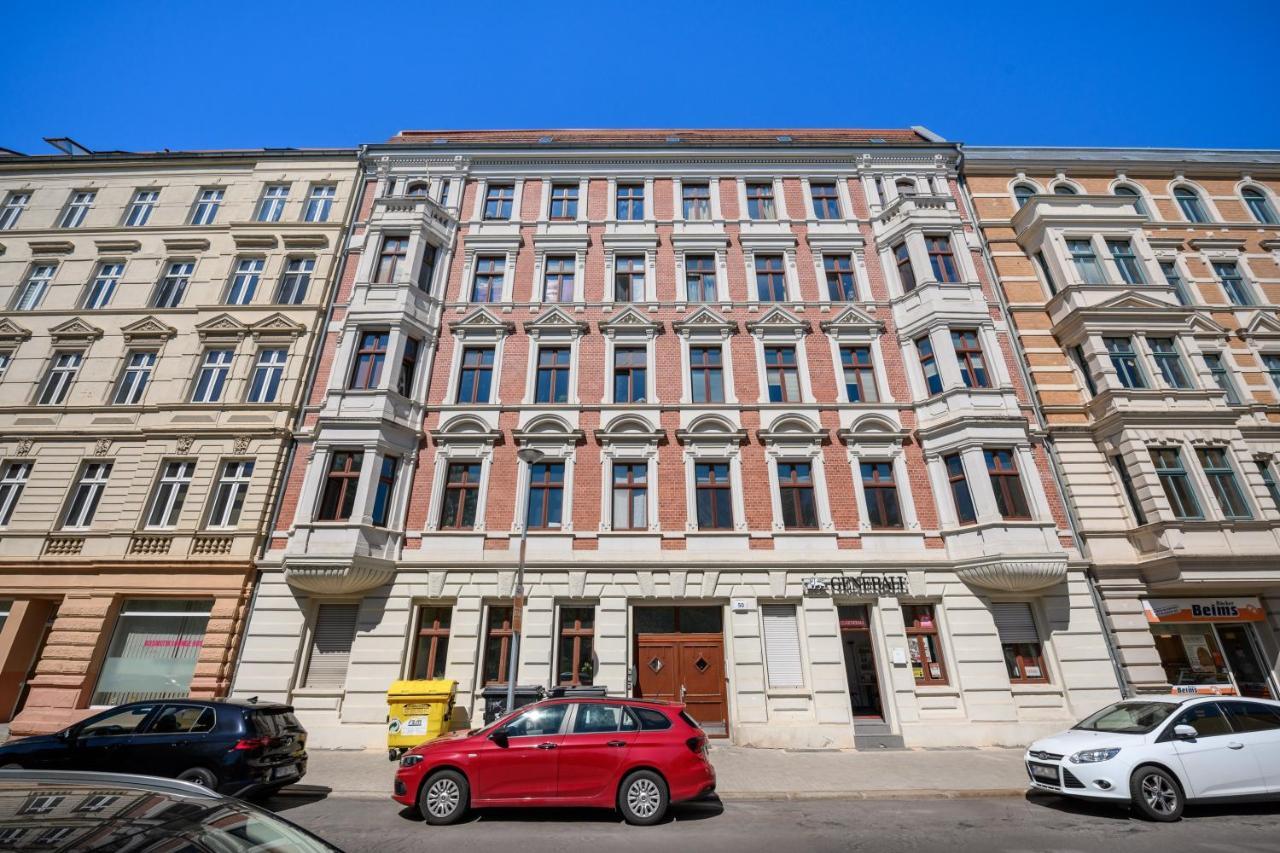Grosszuegige Wohnung, Top-Lage Auf Dem Werder, Max 4 Personen Magdeburg Ngoại thất bức ảnh