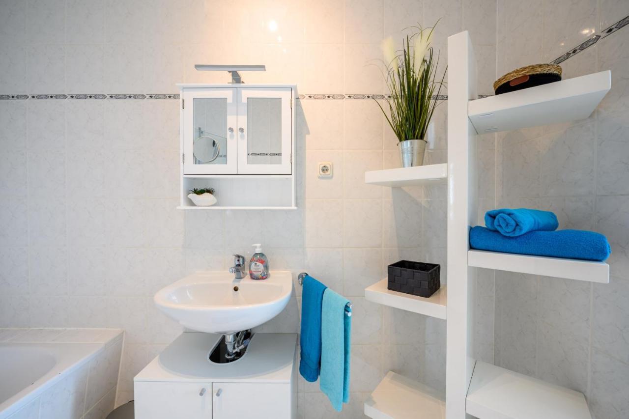 Grosszuegige Wohnung, Top-Lage Auf Dem Werder, Max 4 Personen Magdeburg Ngoại thất bức ảnh